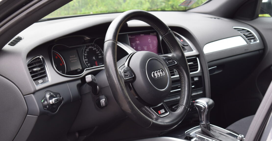 <b>Audi A4 Avant 2012.g S-Line Komplektācijā</b>