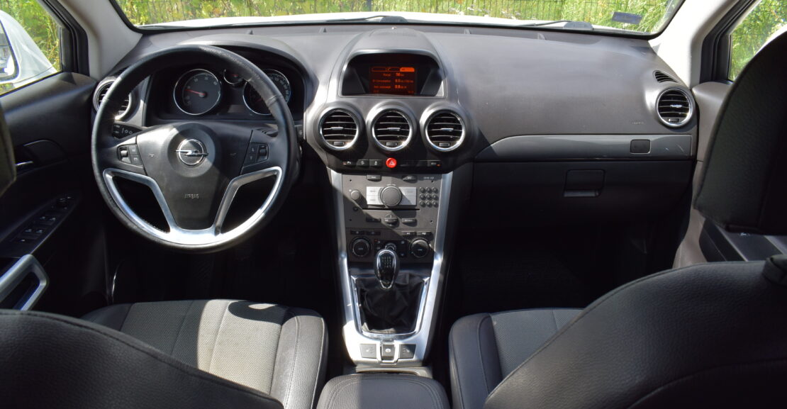 <b>Opel Antara 4×4, Facelift, 2.2D 120kw, 2014.G, AR 0% PIRMO IEMAKSU</b>