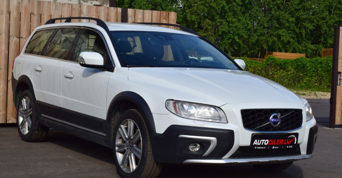 <b>Volvo XC70 4×4, 2.4D 133kw, 2014.g Bez Nobraukuma Pa Latviju</b>