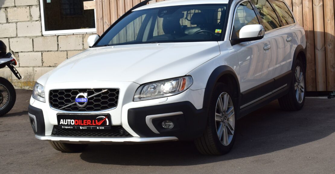 <b>Volvo XC70 4×4, 2.4D 133kw, 2014.g Bez Nobraukuma Pa Latviju</b>