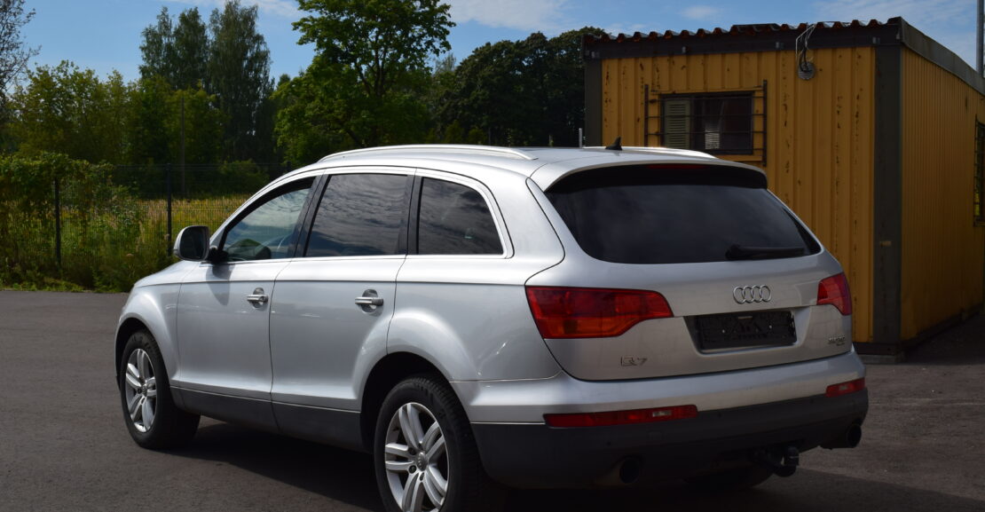 <b>Audi Q7 3.0D 171kw, 7-sēdvietas, BEZ PIRMĀS IEMAKSAS</b>