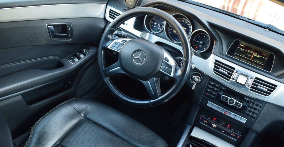 <b>Mercedes E200 2014.g Bez Pirmās iemaksas</b>