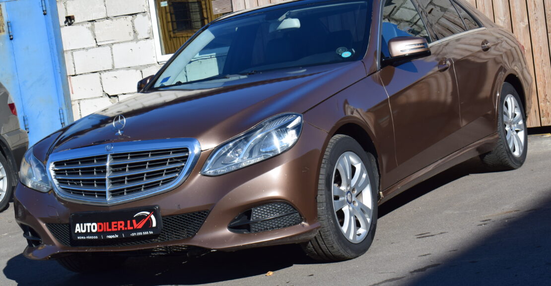 <b>Mercedes E200 2014.g Bez Pirmās iemaksas</b>