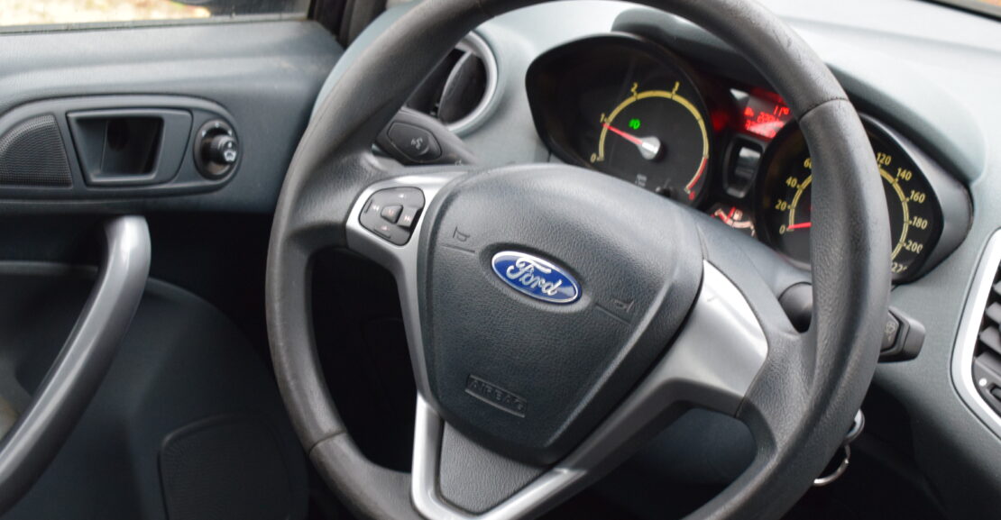 <b>Ford Fiesta 1.6D 66kw 2009.G, AR JAUNU TA, kā arī 0% PIRMO IEMAKSU</b>