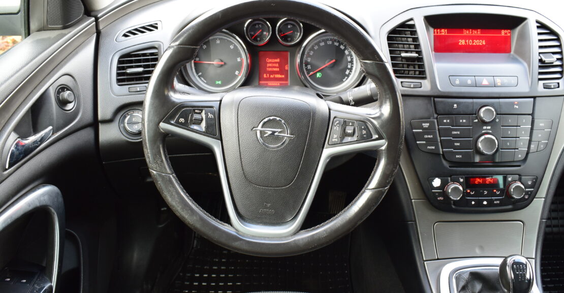 <b>Opel Insignia 2010.g 2.0D 96kw, AR 0%PIRMO IEMAKSU</b>