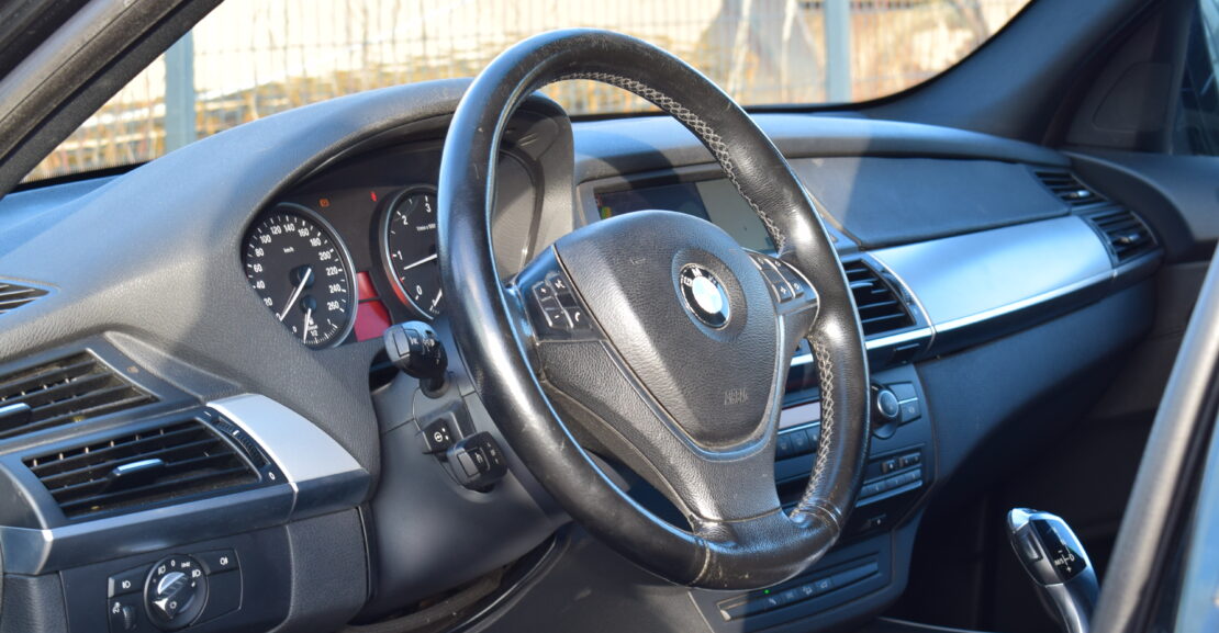 <b>BMW X5 Ar 7-Sēdvietam Tikko Piereģistrēts</b>