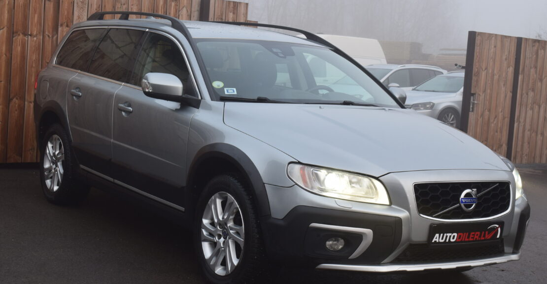 <b>Volvo XC70 2016.g D5 2.4D 162Kw. Nobraukuma Latvijā</b>