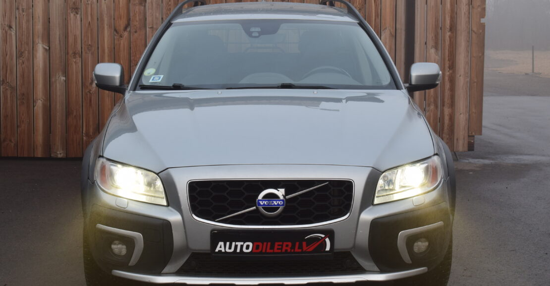 <b>Volvo XC70 2016.g D5 2.4D 162Kw. Nobraukuma Latvijā</b>