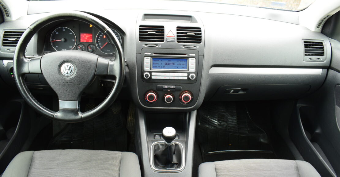 <b>VW Golf 5 2006.g 1.9Tdi Bez Pirmās iemaksas</b>