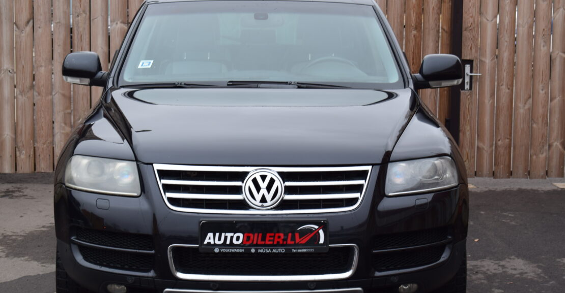 <b>VW Touareg 3.0D 165Kw Motors 2006.G. AR 0% PIRMO IEMAKSU</b>