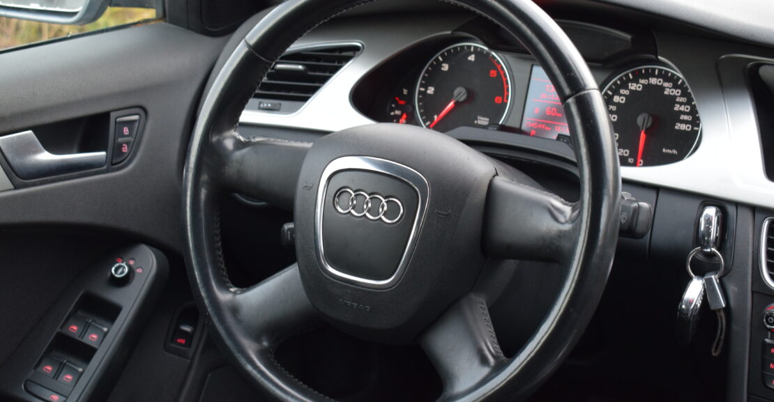 <b>Audi A4 B8 2.0D 2012.G. Sedans,  Ar Jaunu Teh.Apskati</b>