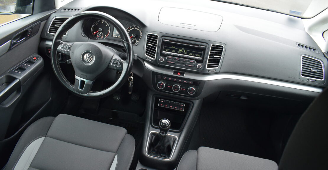 <b>VW Sharan 2013.G 2.0D 103kw, 7-sēdvietas, AR 0% pirmo iemaksu</b>