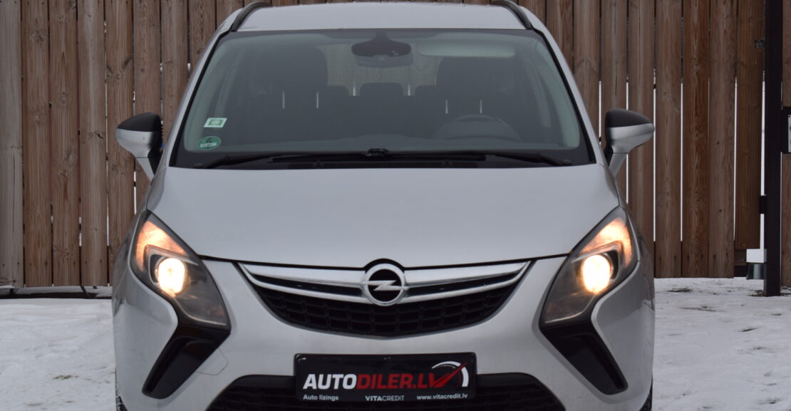 <b>Opel Zafira Tourer 1.4i benzīns 7-sēdvietas. 2012.g Bez Pirmas iemaksas</b>